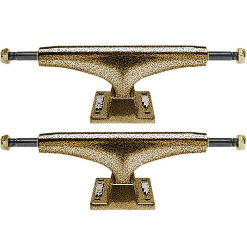 148 Hollow Light Goldline Truck