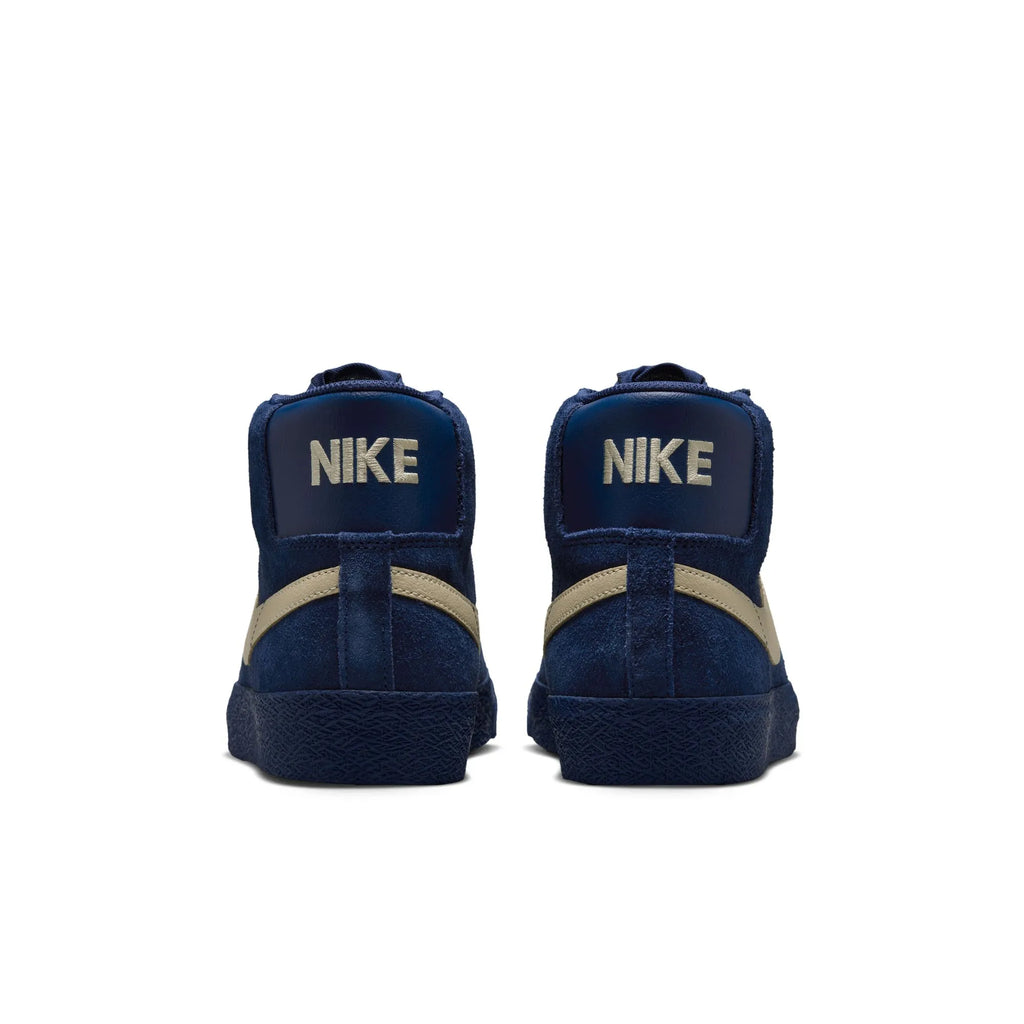 Zoom Blazer Mid