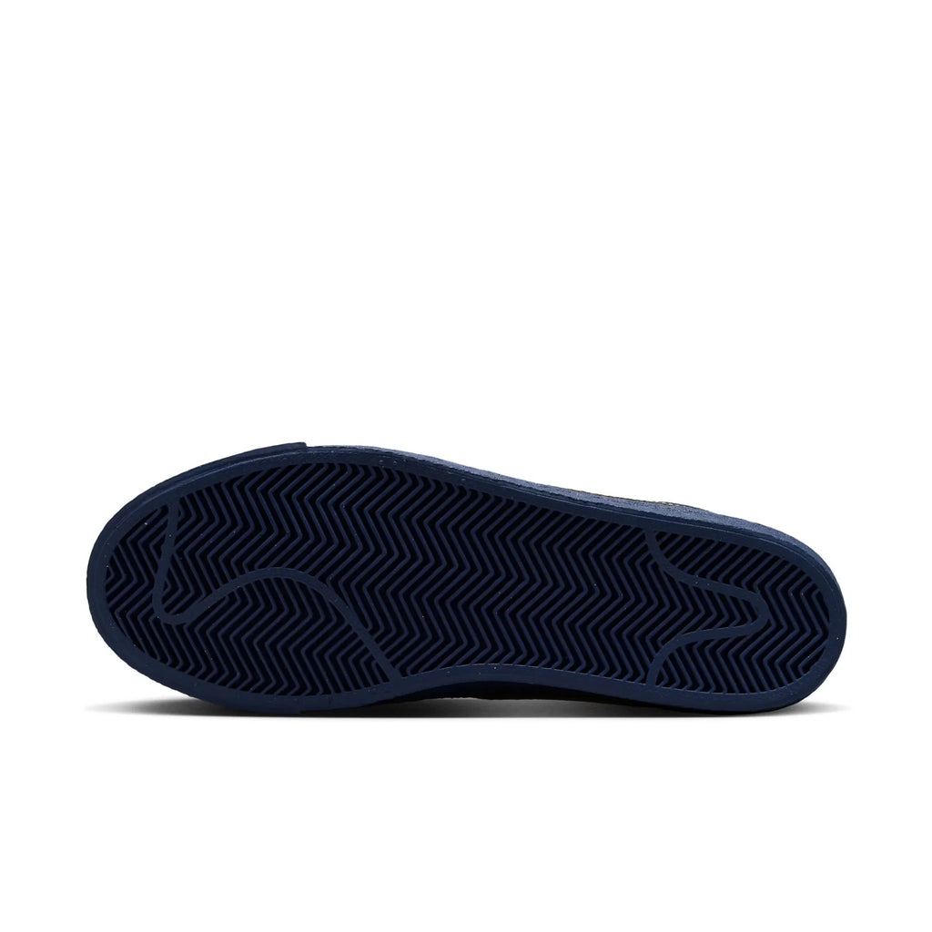 Zoom Blazer Mid