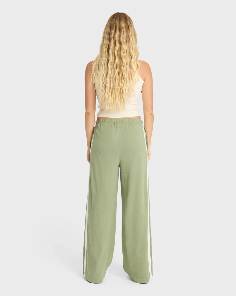 Wave Stamp Knit Pant